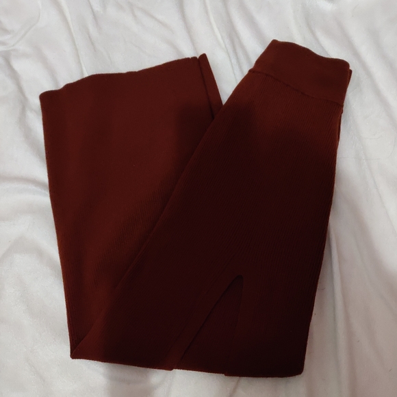 Wilfred Knit Skirt (High Slit) - Picture 3 of 4